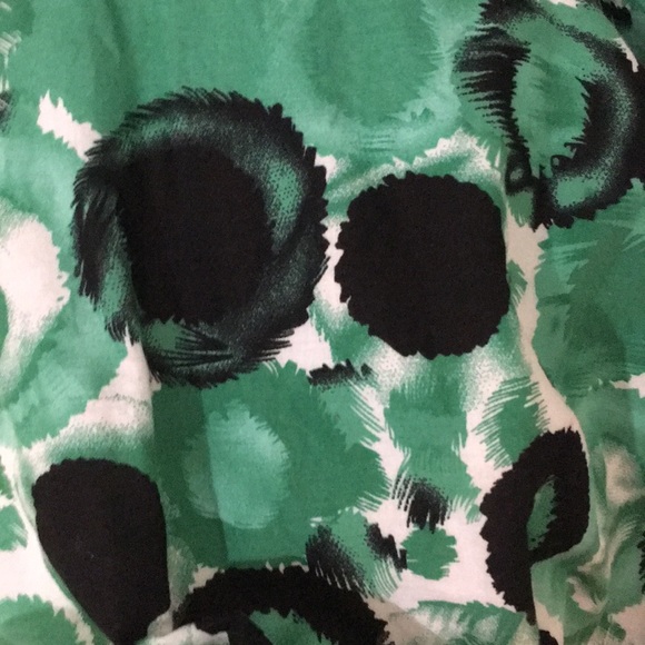 Bubble Hem Dress - Picture 3 of 6